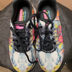 Skechers sneakers